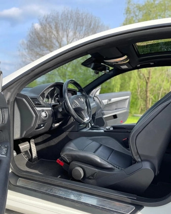 Mercedes-Benz Klasa E cena 64900 przebieg: 132852, rok produkcji 2011 z Czyżew małe 121